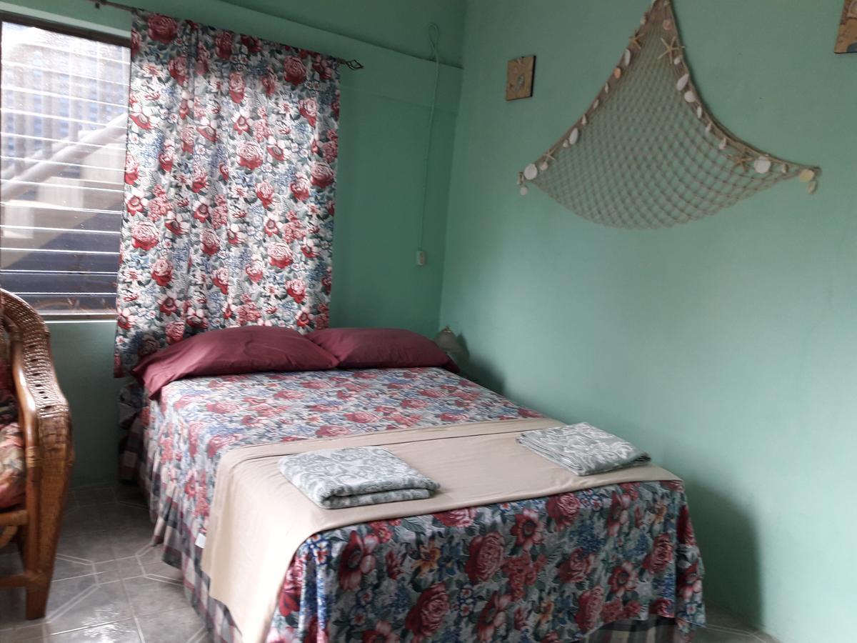 Villy'S Cottage North End Luaran gambar