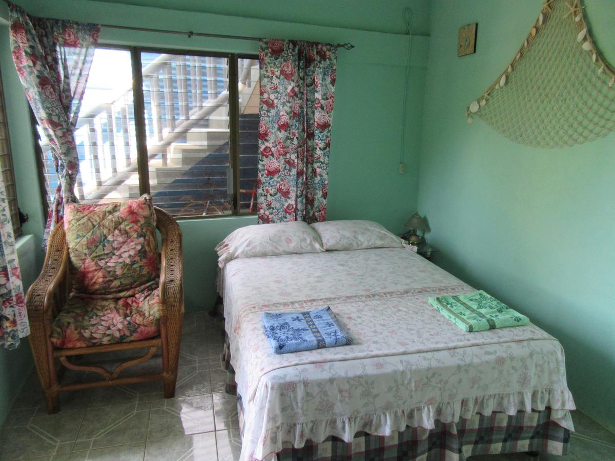 Villy'S Cottage North End Luaran gambar